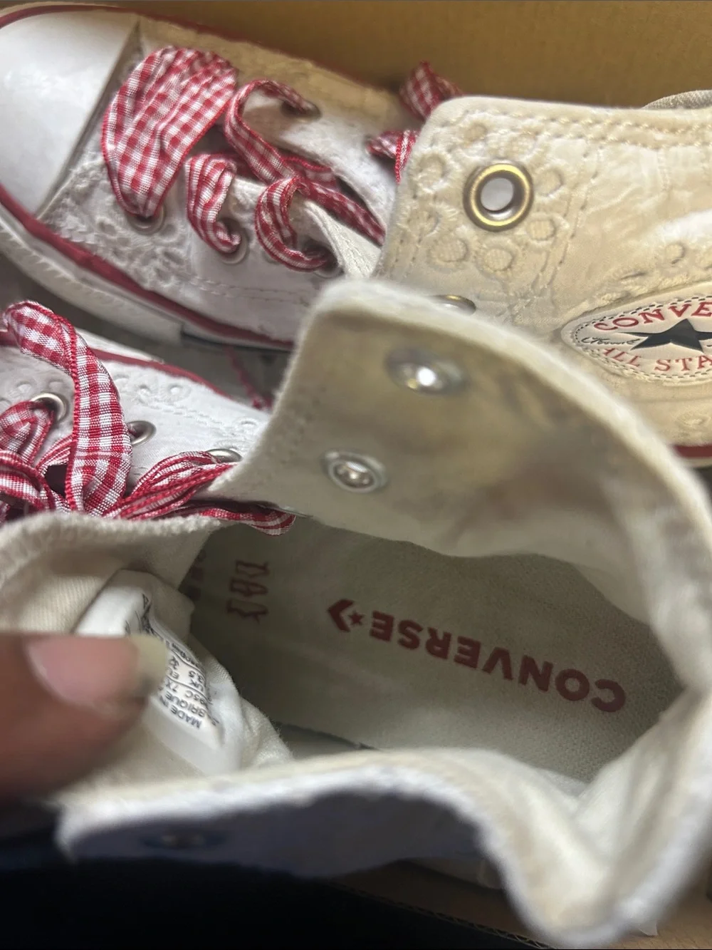 Converse White Kids High-Top Sneakers with Red Gingham Laces NEDOS